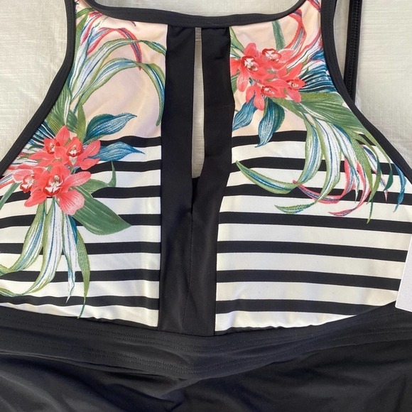 Skye Women’s Olivia High Neck One Piece Swimsuit - Picture 8 of 8